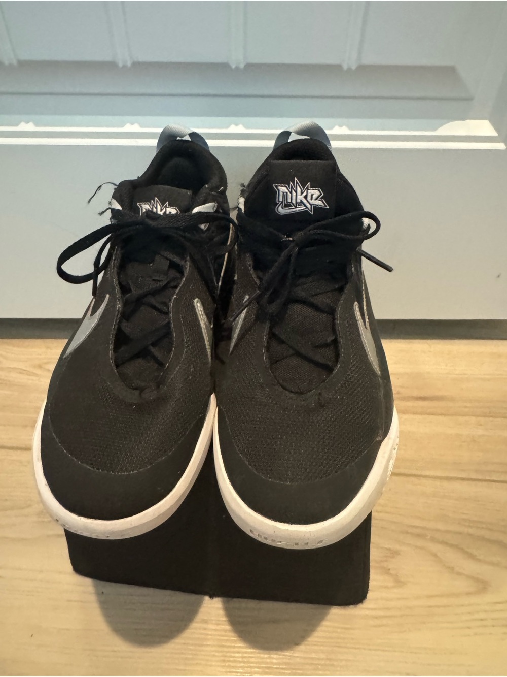 Nike Black and White Kids Low-Top Sneakers